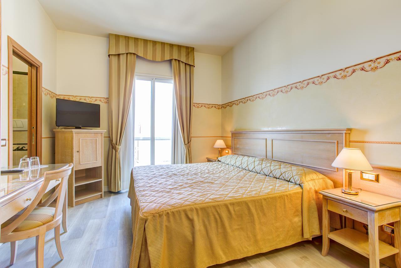Byron Hotel Rimini