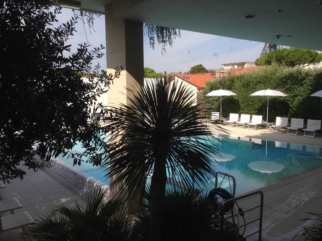 Byron Hotel 3*